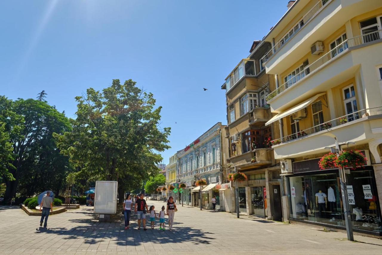 Luxury Nevena Apartment - Bogoridi Super Centre Burgas City Exterior foto